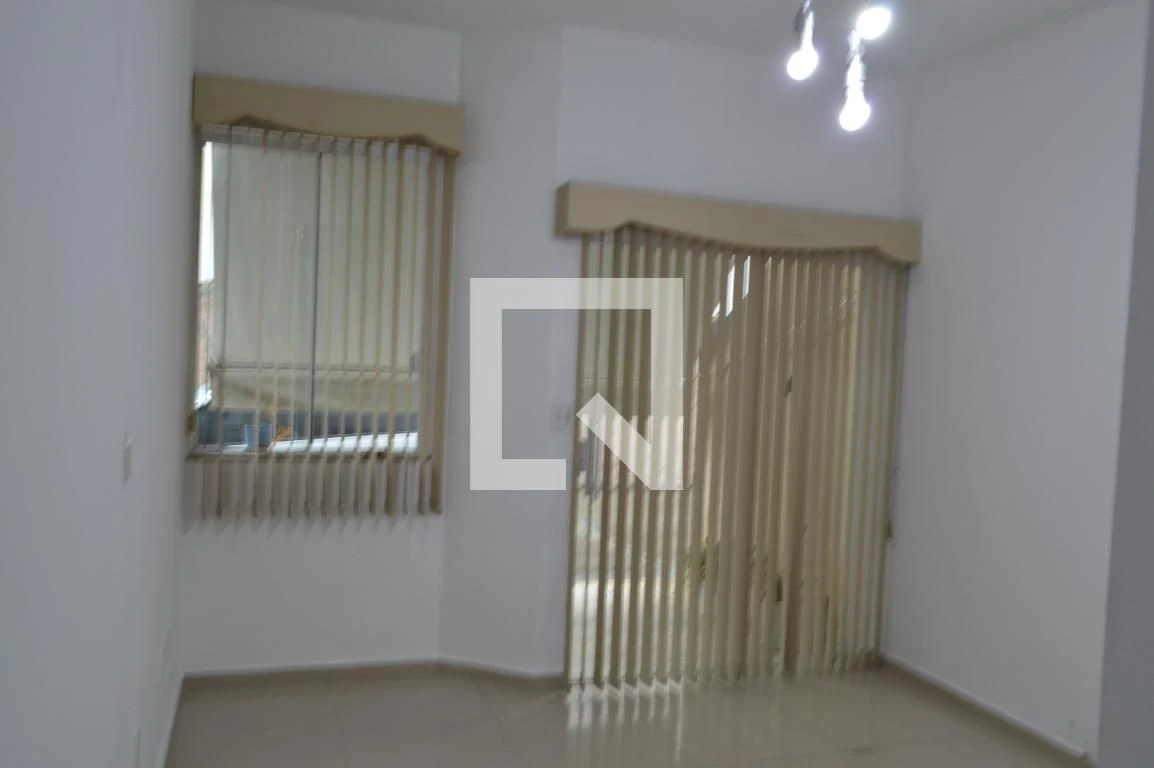 Casa de 3 dormitorios con balcón y jardín privado — photo 12