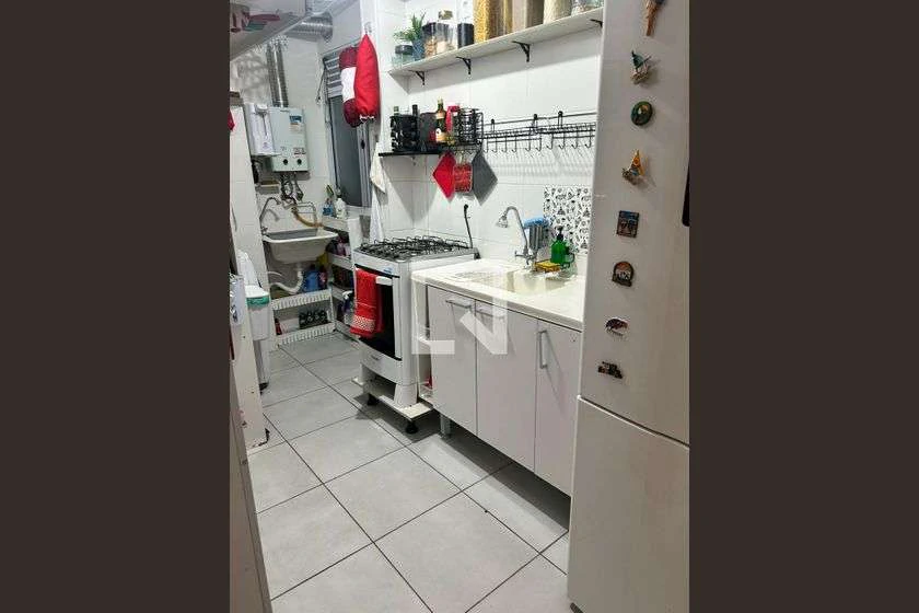 Apartamento mobiliado 43 m² com 2 quartos e cozinha a gás — photo 2