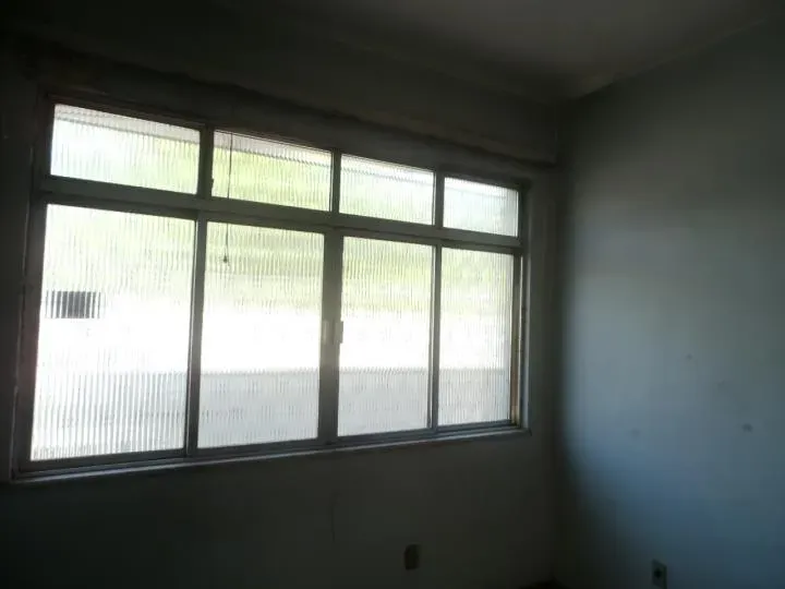 Unfurnished house with 4 bedrooms and 2 bathrooms — photo 6