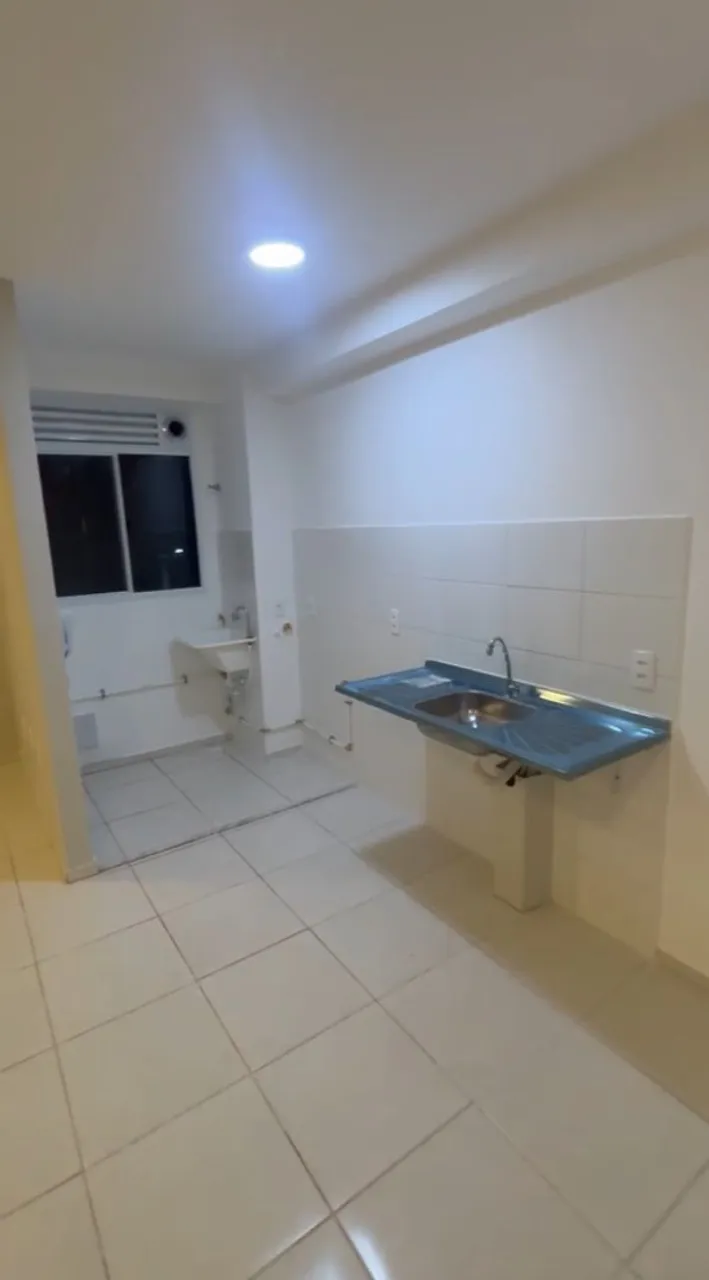 2-bedroom apartment in a building with a gym — photo 2