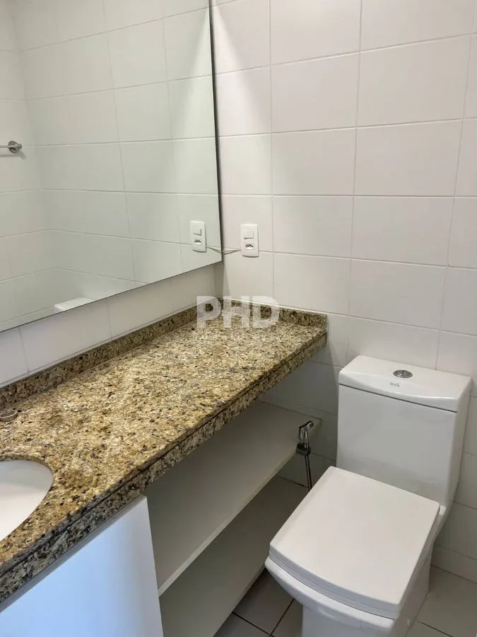 2-bedroom apartment with 1 en-suite bathroom and balcony — photo 12