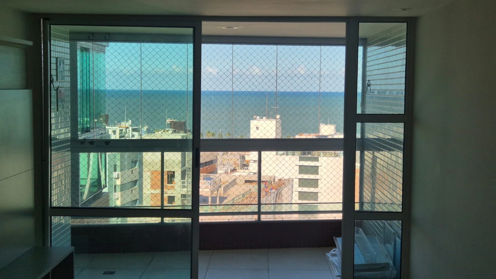 Apartment, 94 m², with a glass-enclosed balcony — photo 9