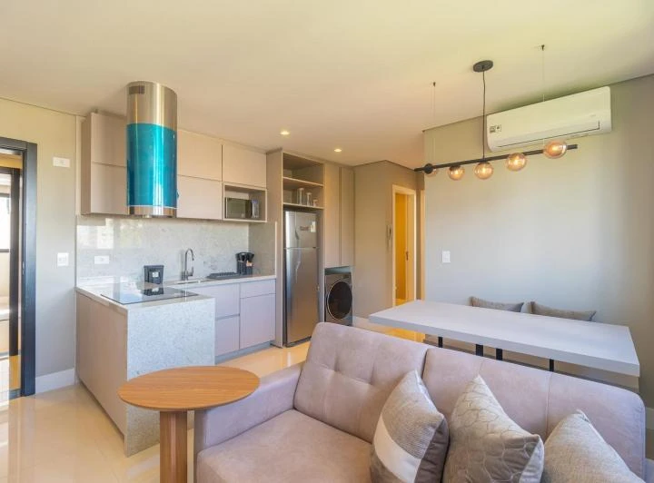 Apartamento de 1 dormitorio con cocina de concepto abierto — photo 2