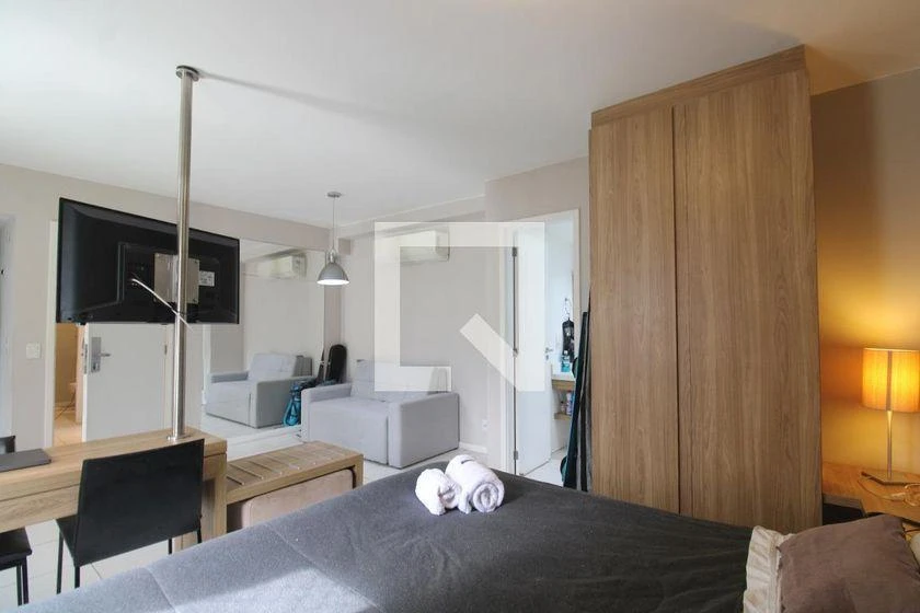 Apartamento amueblado de 40 m² con 1 dormitorio y balcón — photo 22
