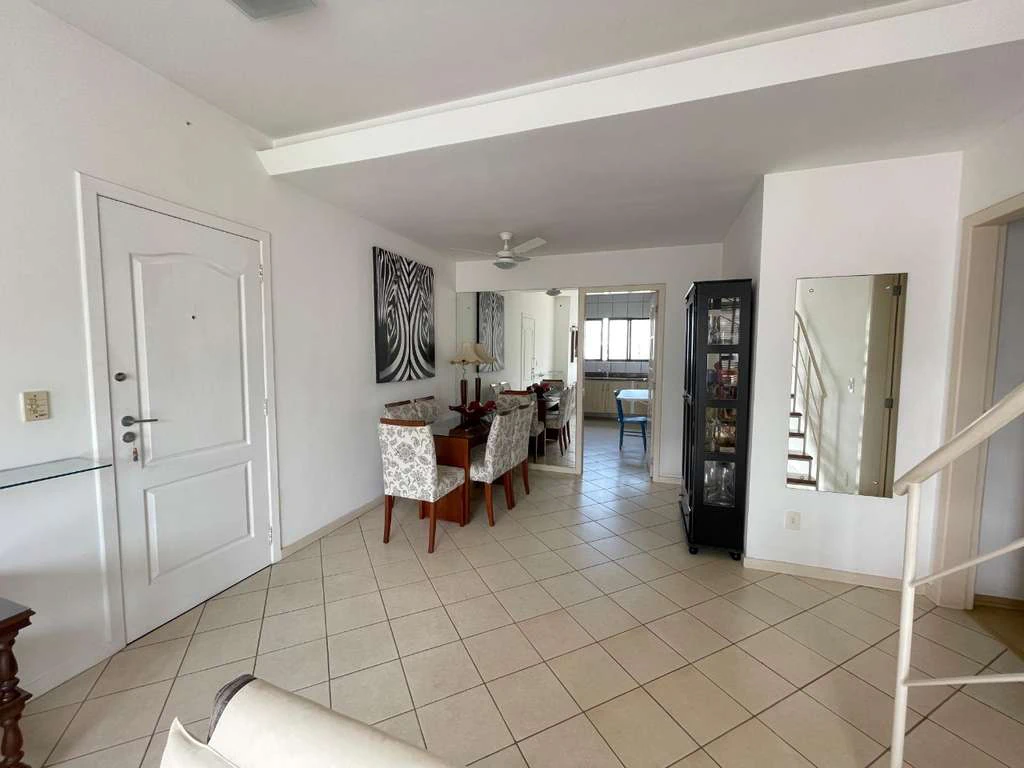 3-bedroom apartment with 200 m² and 2 parking spaces — photo 5