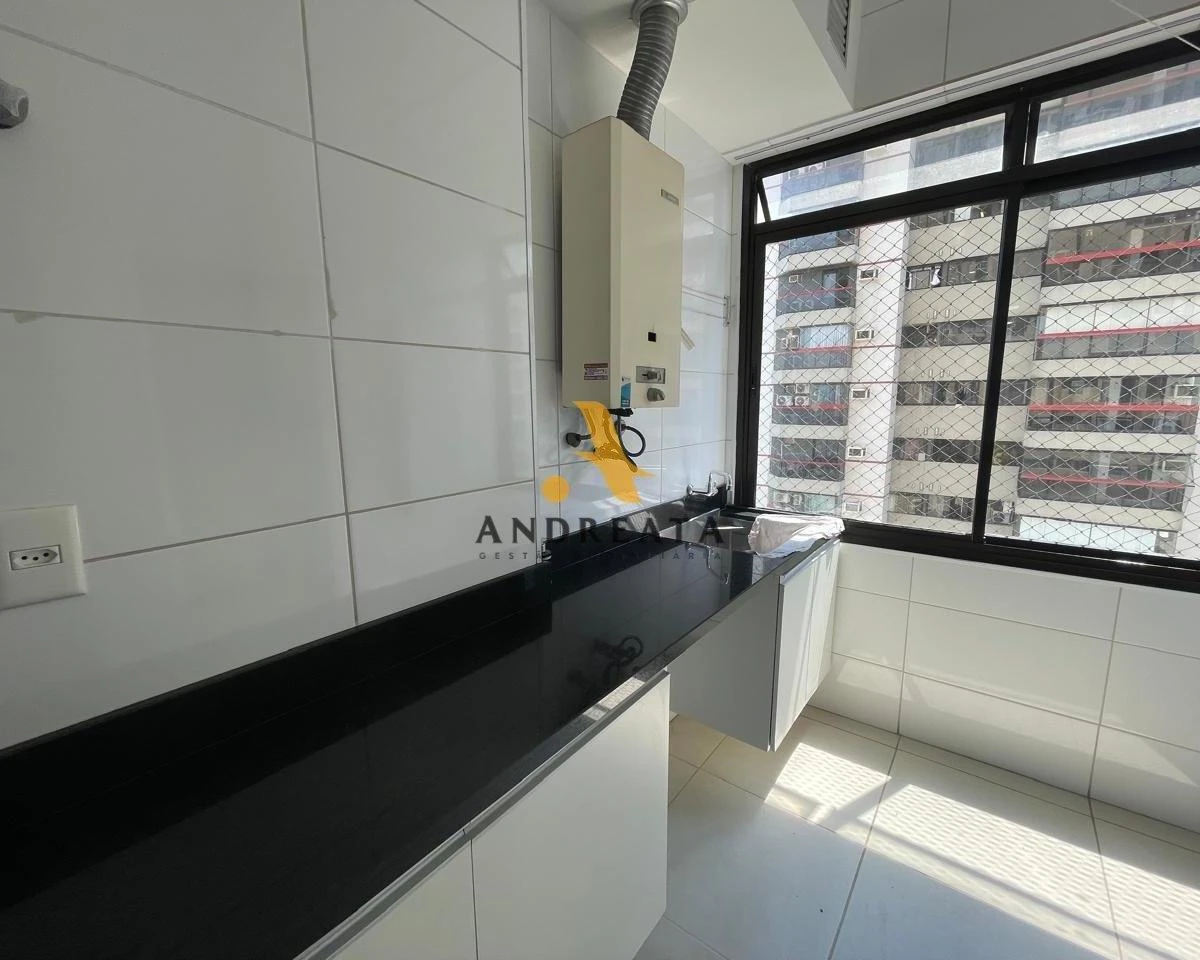 3-bedroom apartment in a building with a sauna — photo 14