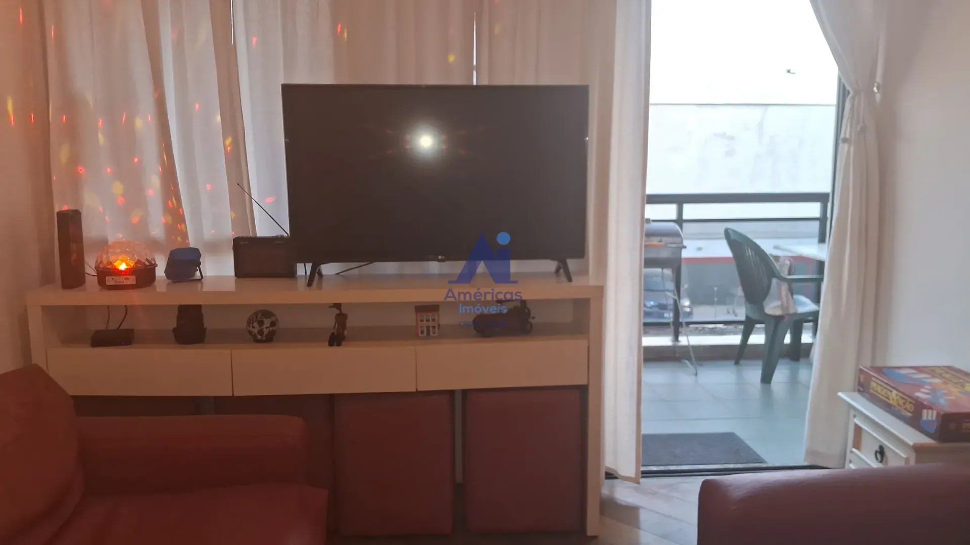 Apartamento com 3 quartos e cozinha em ambiente fechado — photo 22