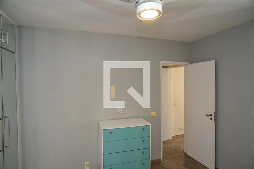 82 m² rental apartment with 2 bedrooms and enclosed balcony — photo 12