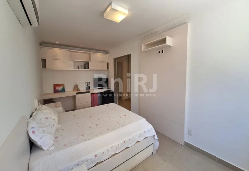 Furnished apartment 267 m² with 3 bedrooms and views — photo 44