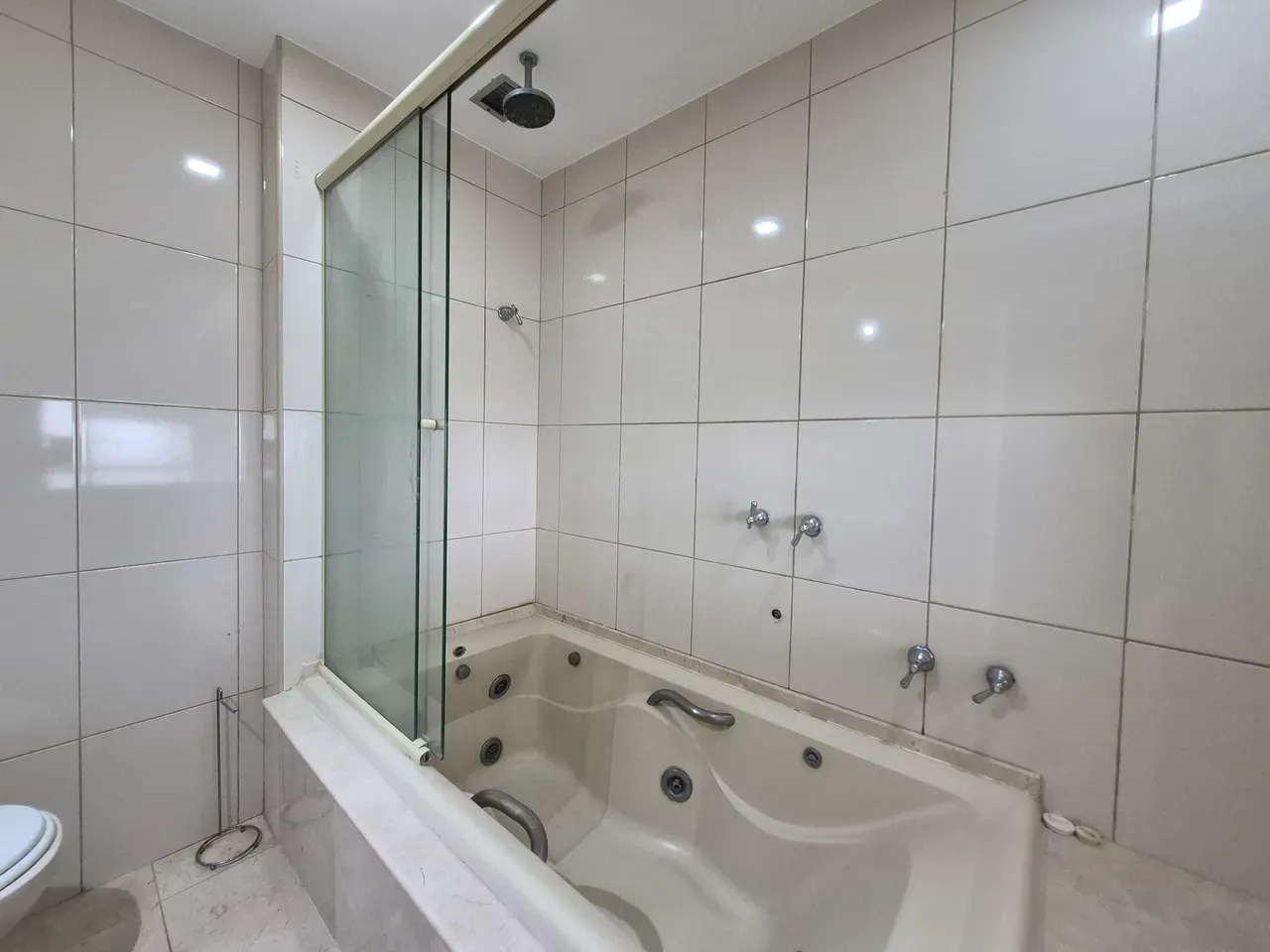 Duplex apartment with 112 m², 3 bedrooms and floor-to-ceiling — photo 22