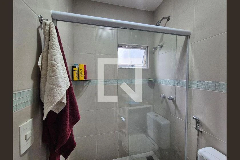 Condominium house with 4 bedrooms and a gas stove — photo 39