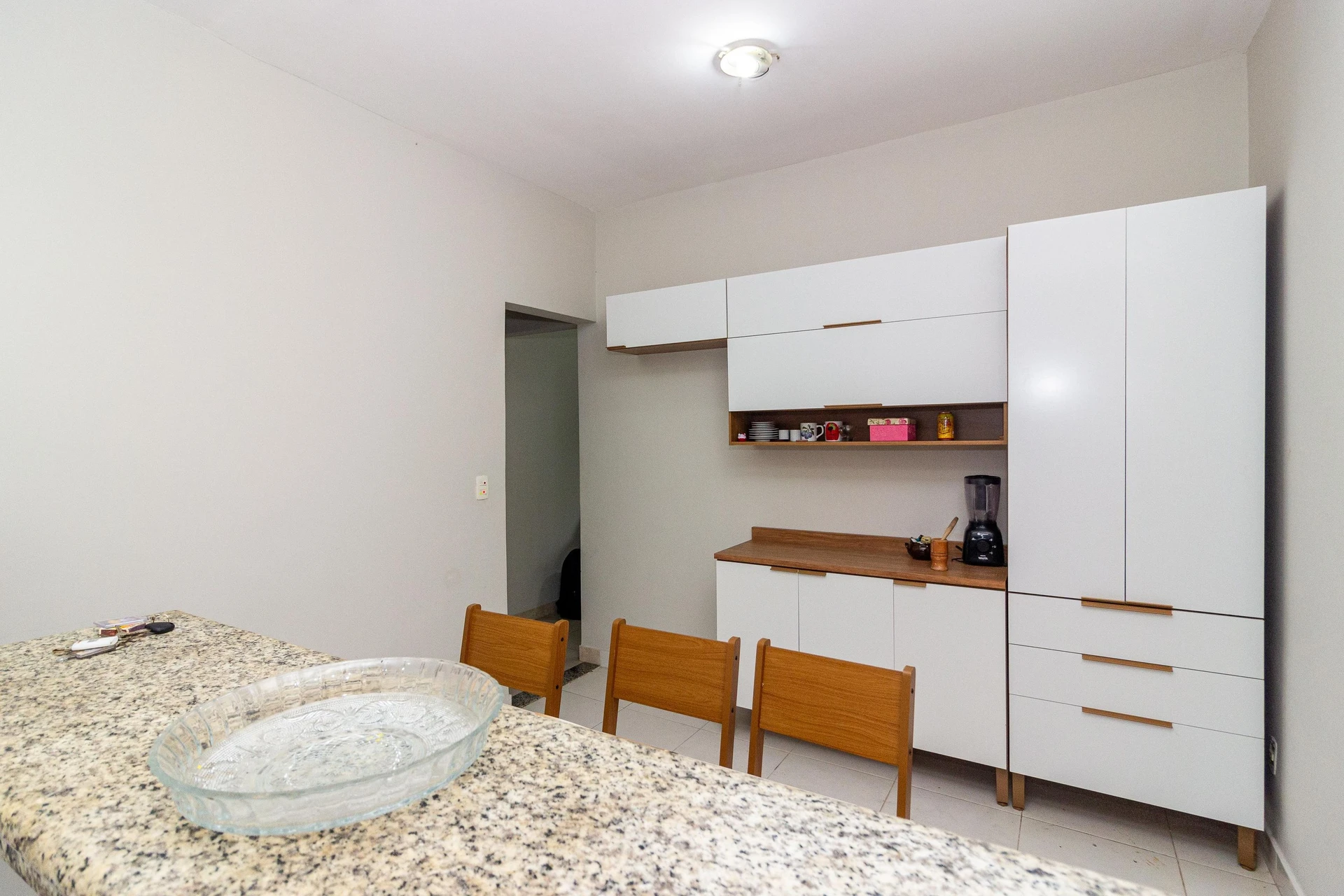 Furnished house with 2 bedrooms and 1 bathroom — photo 3