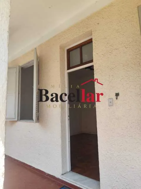 Casa, 130 m², com piso de madeira ou laminado — photo 14