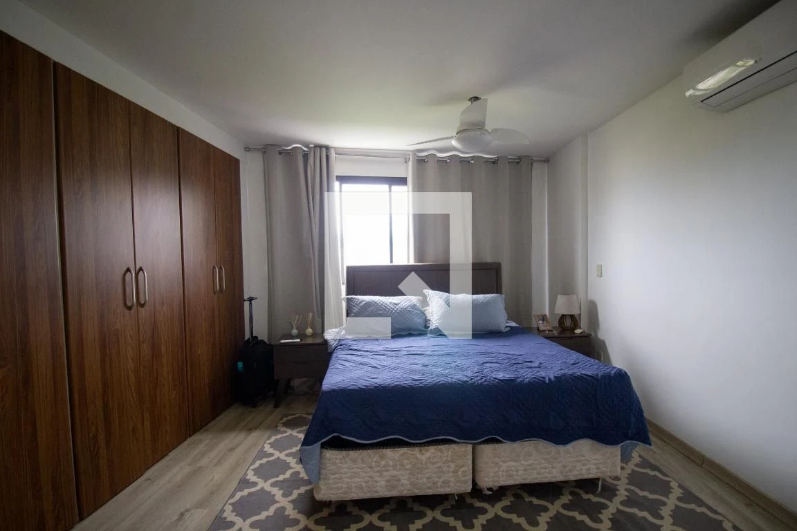 Furnished apartment with 3 en-suite bedrooms — photo 15