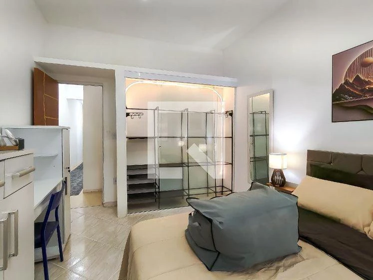 2-bedroom apartment with a washing machine — photo 10