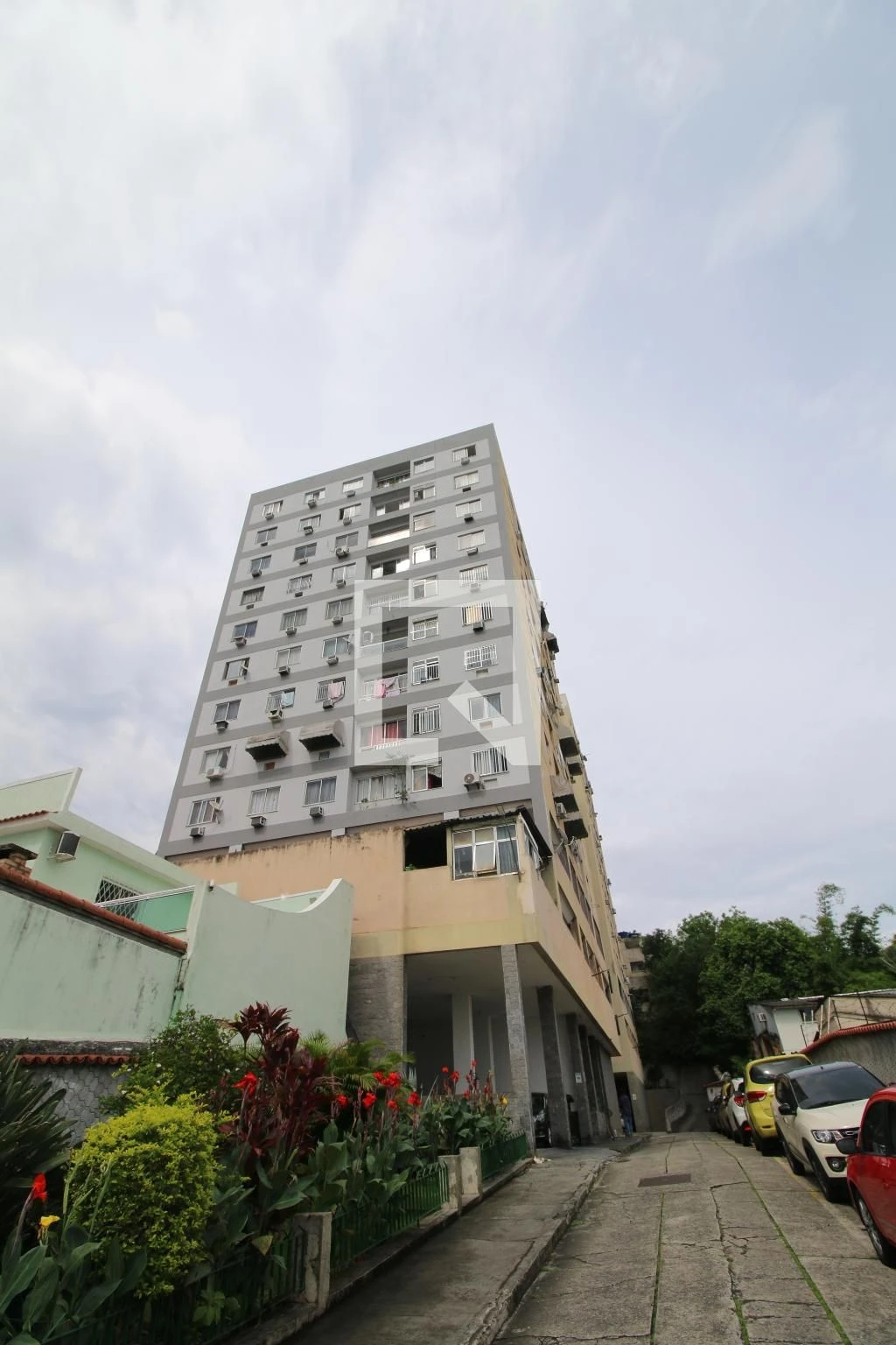 Apartamento mobiliado com 2 quartos e jardim privativo — photo 3