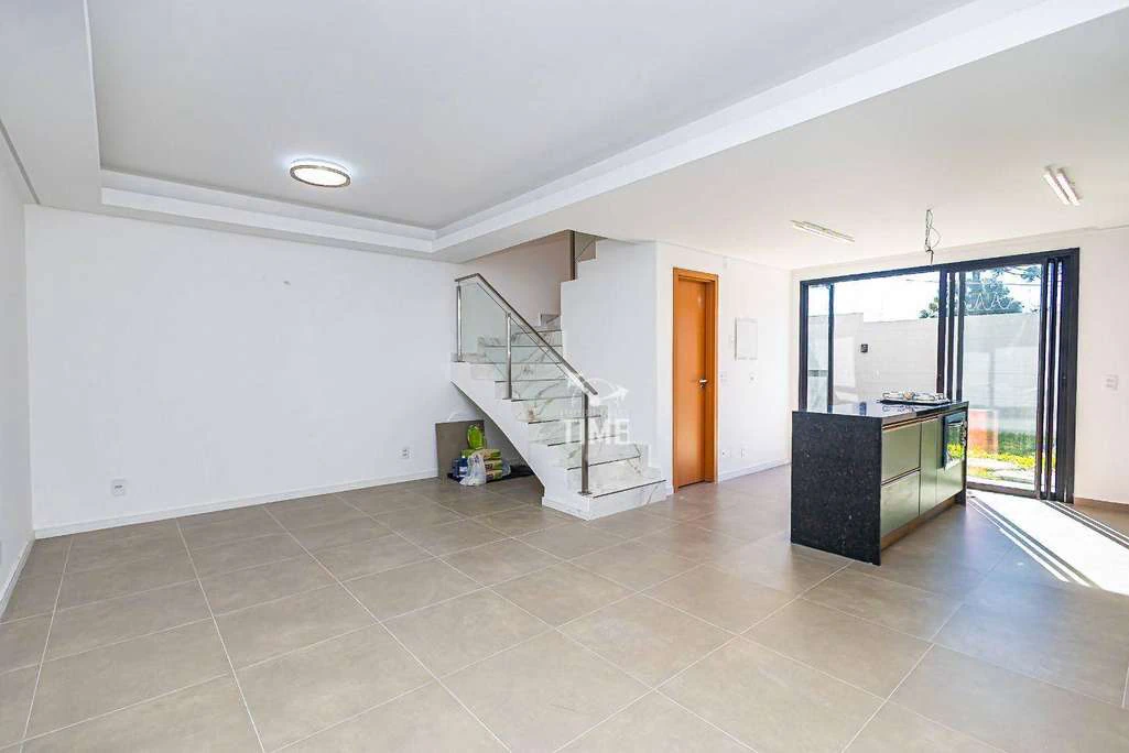 Unfurnished 130 m² townhouse with 3 bedrooms and 2 parking — photo 4