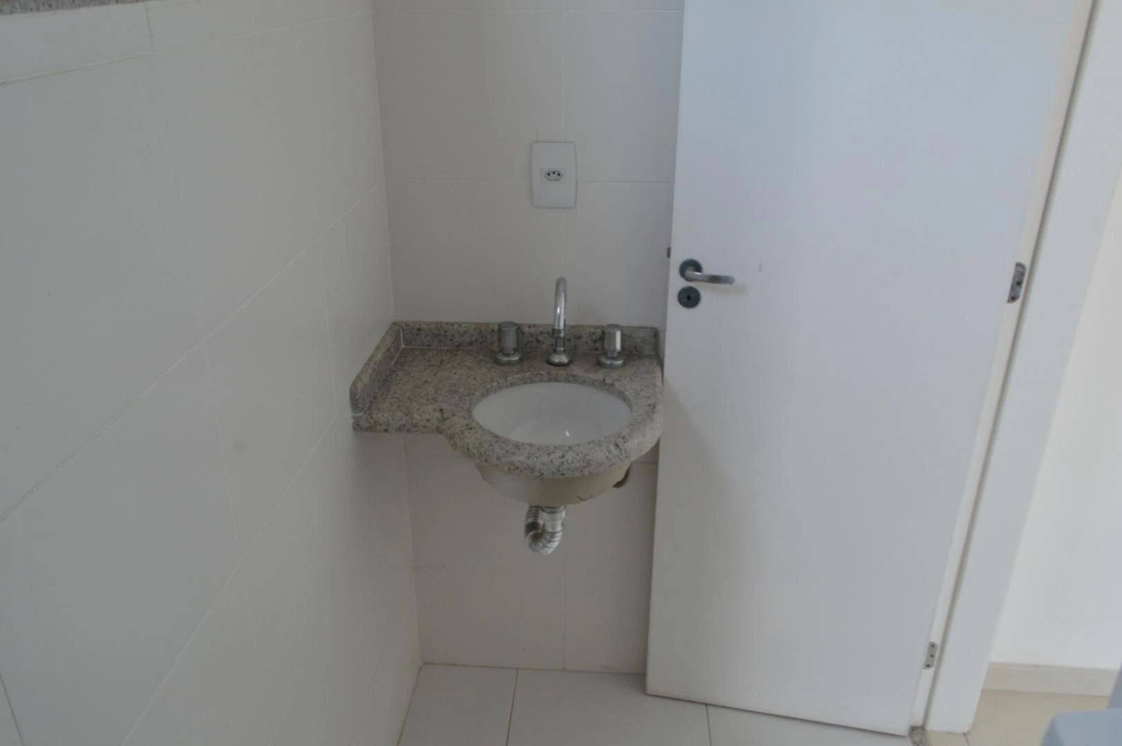 Apartment for rent with 4 bedrooms, 4 bathrooms and parking — photo 61