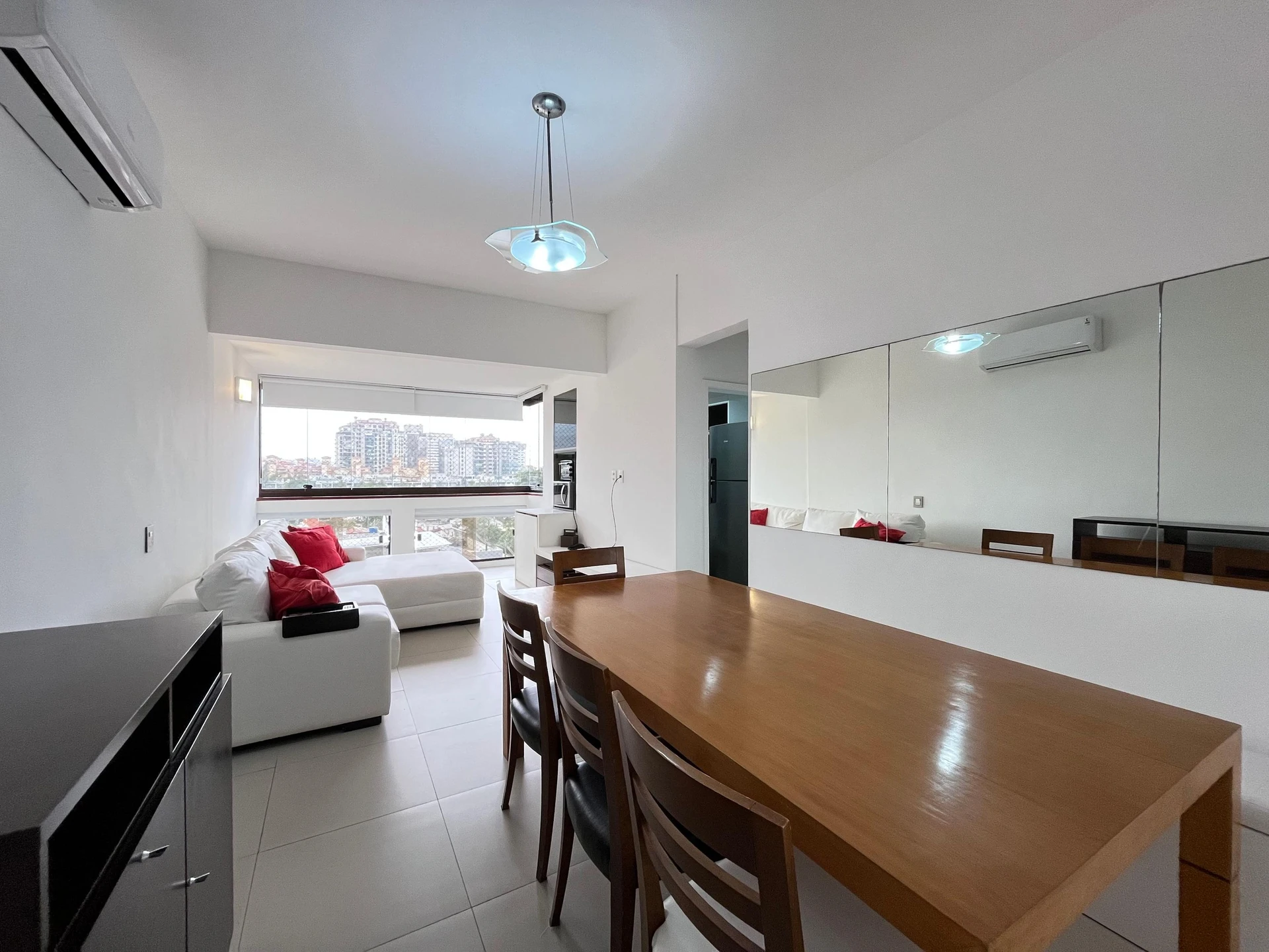Mountain view in a 2-bedroom apartment, 70 m² — photo 11