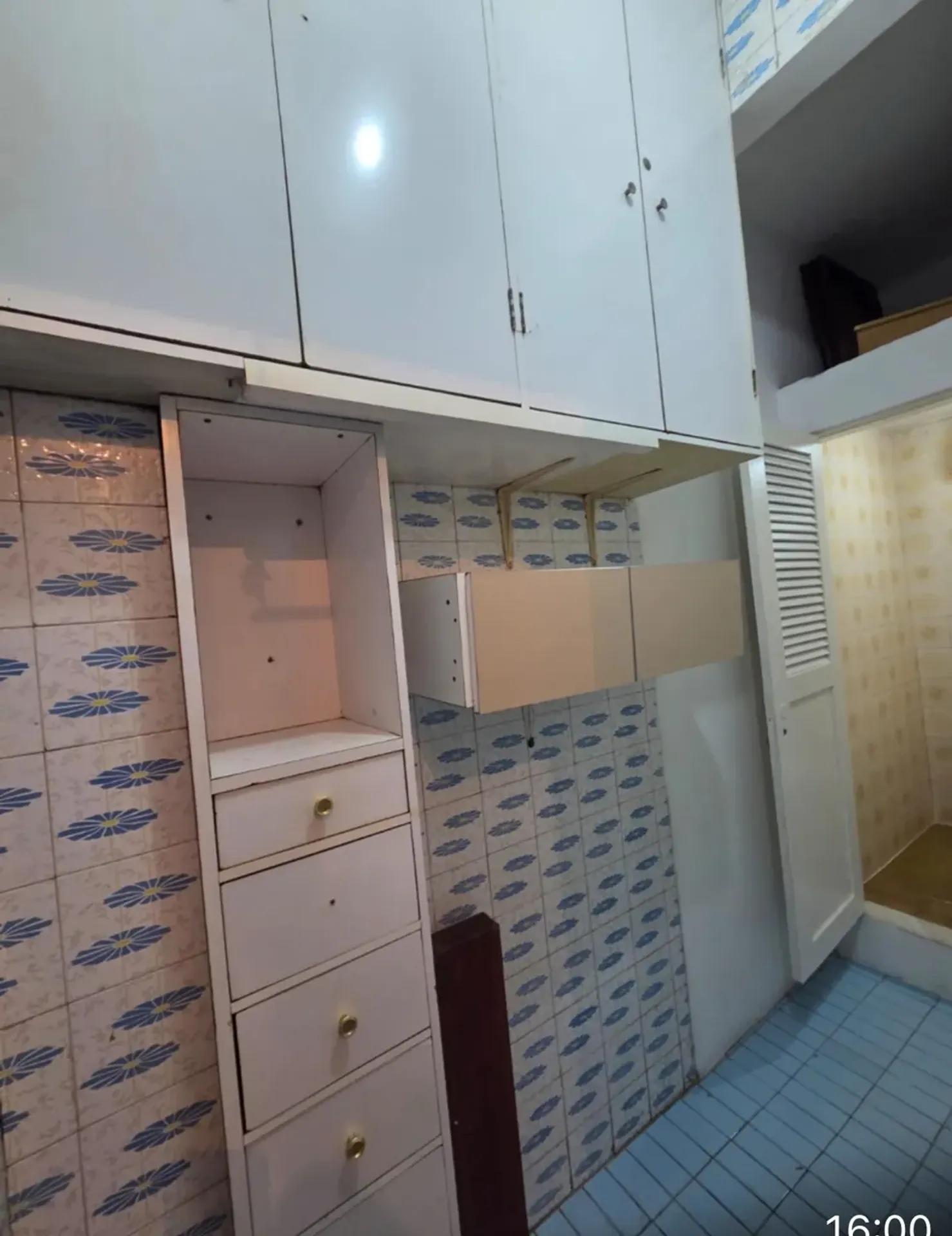 100 m² apartment with 3 bedrooms and a separate kitchen — photo 17