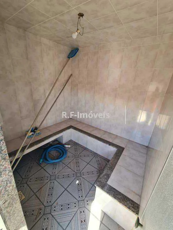 Triplex house with 4 bedrooms and 4 bathrooms — photo 28