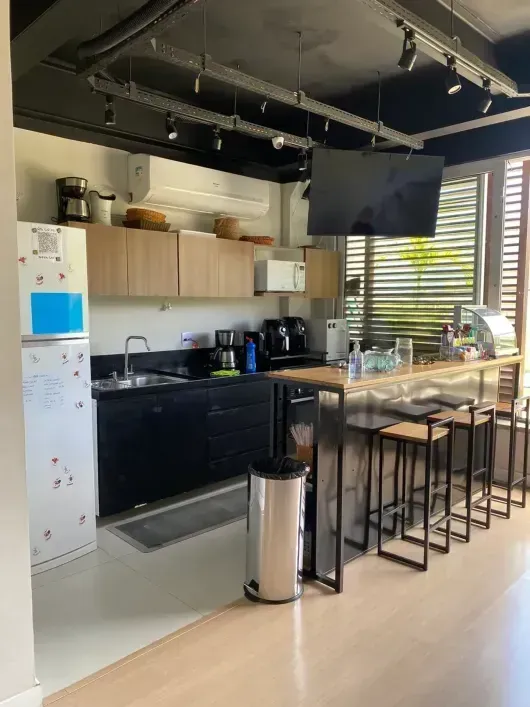 Casa mobiliada com 5 quartos e cozinha americana, 292 m² — photo 8