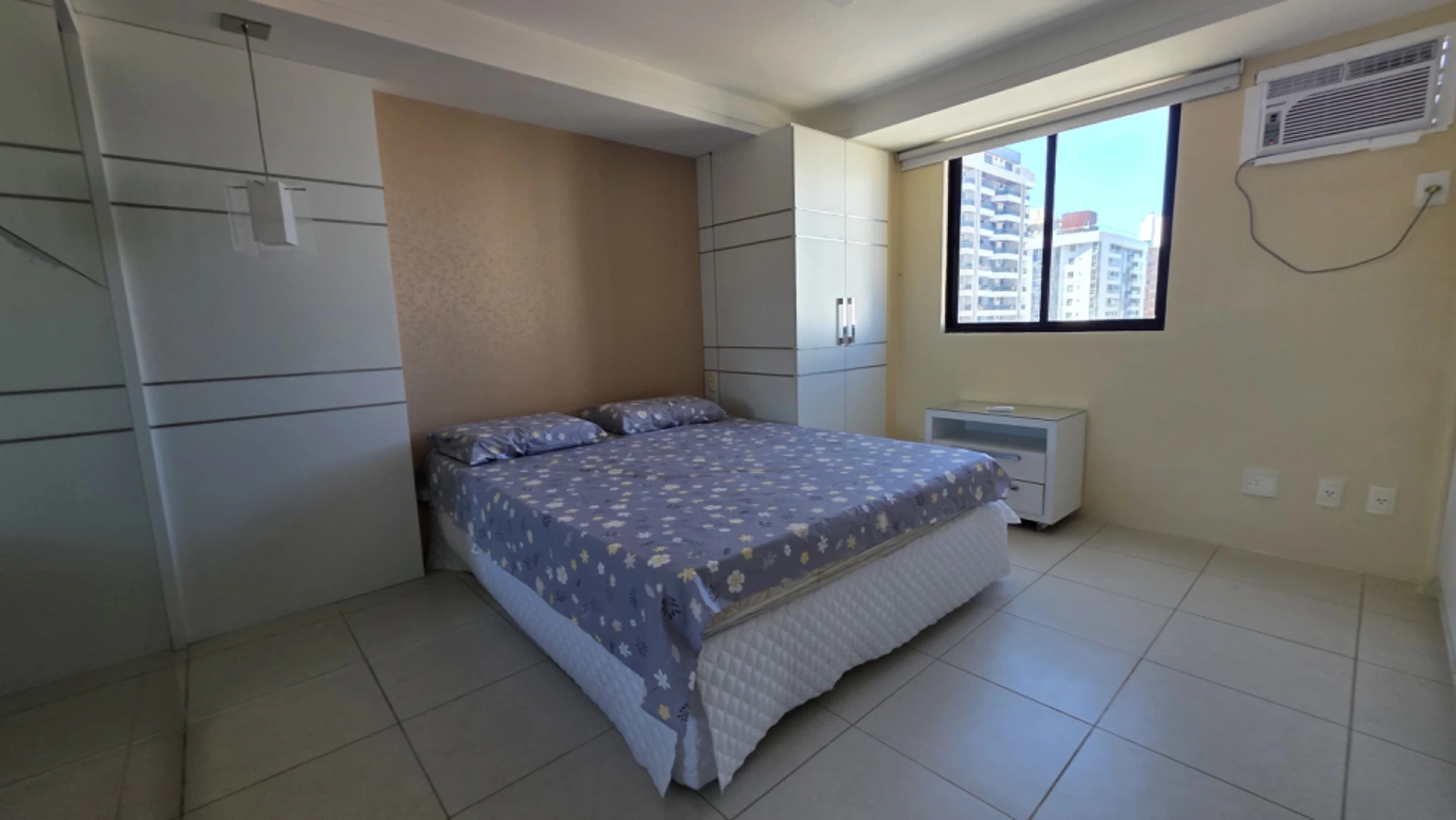 2-bedroom apartment in a building with a gym — photo 6