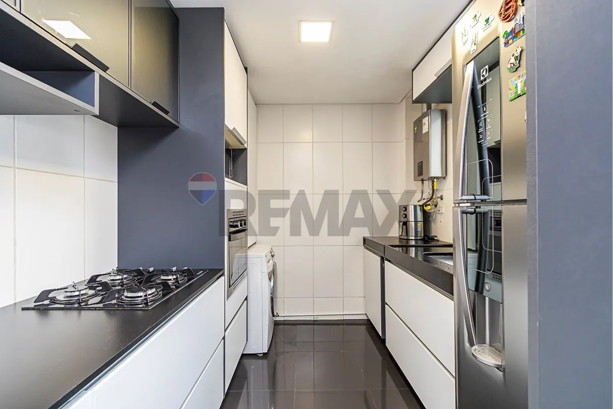 2-bedroom apartment with a home office in Curitiba — photo 18