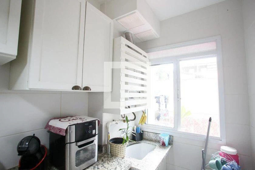 Furnished apartment with private garden and 114 m² — photo 32