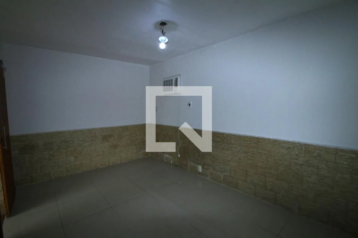 Unfurnished house for rent with 4 bedrooms and private garden — photo 36