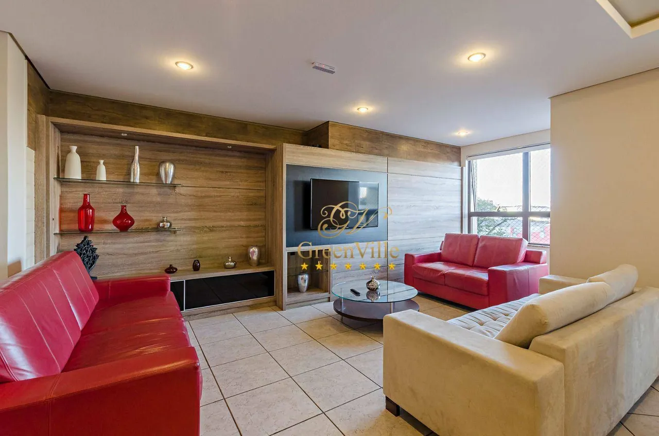 Apartment with private garden and 3 bedrooms — photo 14