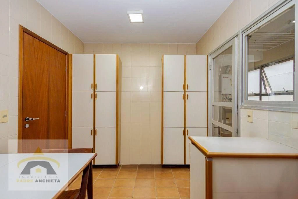 Furnished apartment, 104 m², with a washing machine — photo 10
