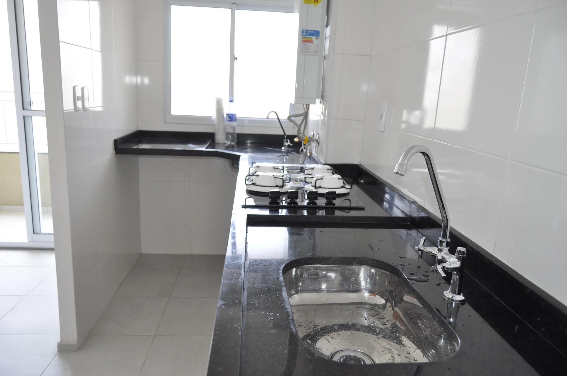 Mountain view in a 2-bedroom apartment, 42 m² — photo 3