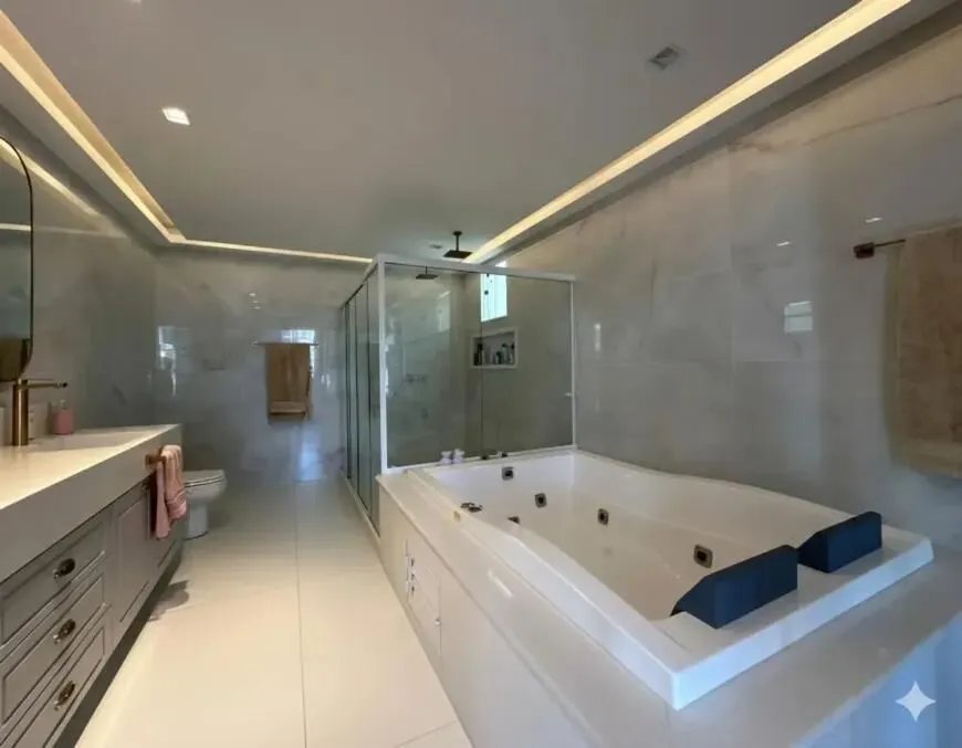 Furnished house with 4 bedrooms and an open-plan kitchen — photo 10