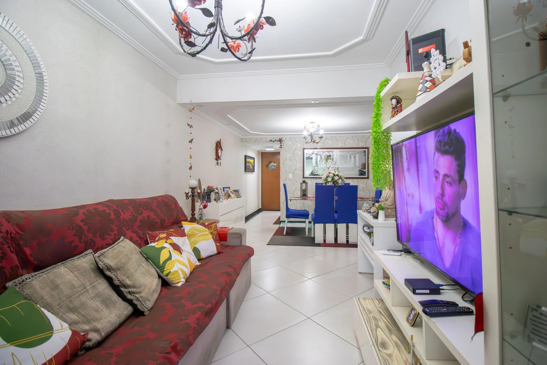 4-bedroom apartment with a balcony and 1 suite — photo 18