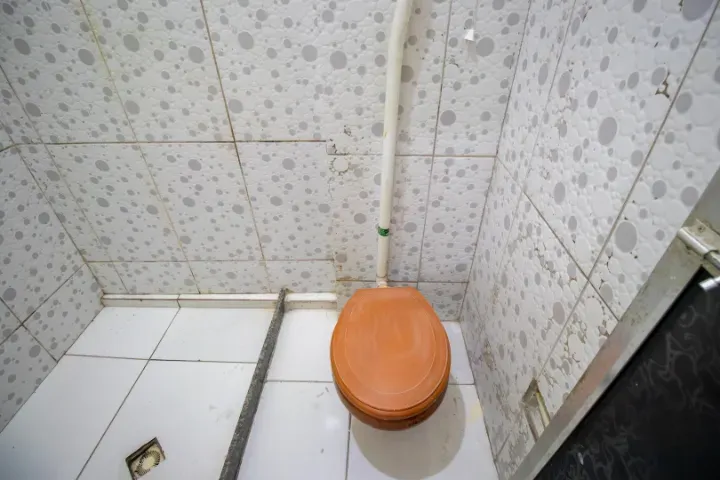 House with 1 bedroom and a separate kitchen — photo 6