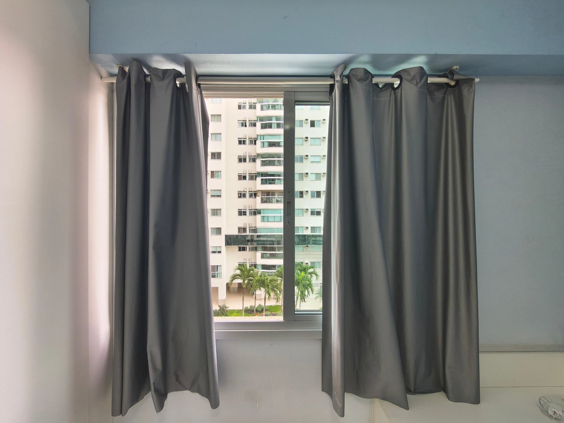 Unfurnished 3-bedroom apartment with balcony and 2 parking — photo 24