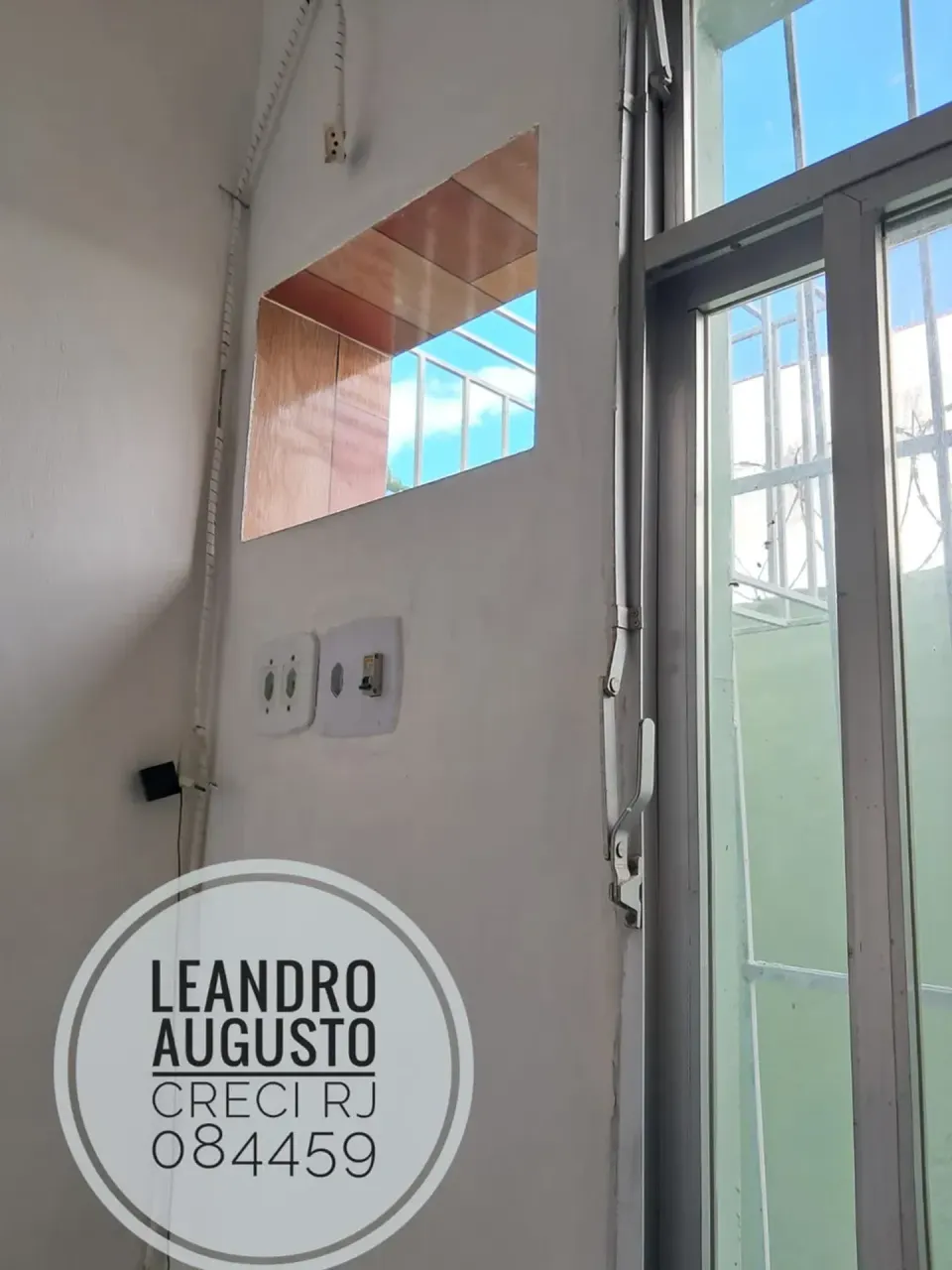 Unfurnished 2-bedroom house with 2 bathrooms — photo 2