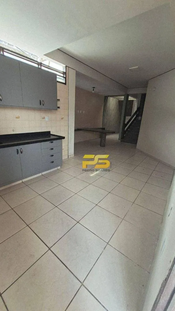 House with 4 en-suite bedrooms and electronic gate — photo 36