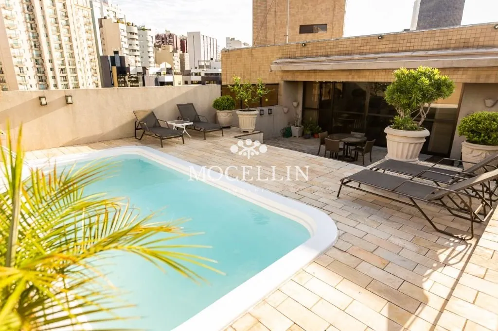 Penthouse with 4 bedrooms and 629 m² plus private BBQ — photo 22