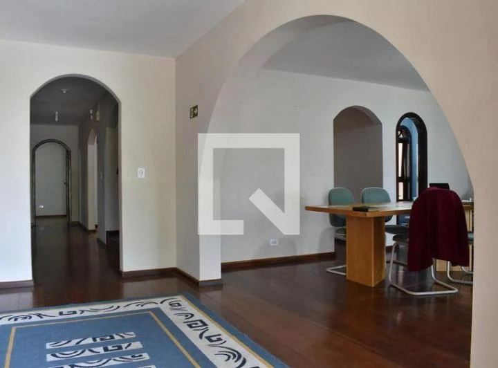 Rental house with 7 bedrooms and 510 m² — photo 8