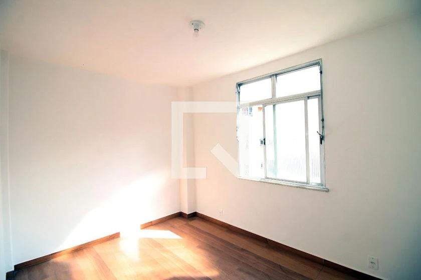 Apartment, 48 m², with wood or laminate floors — photo 24