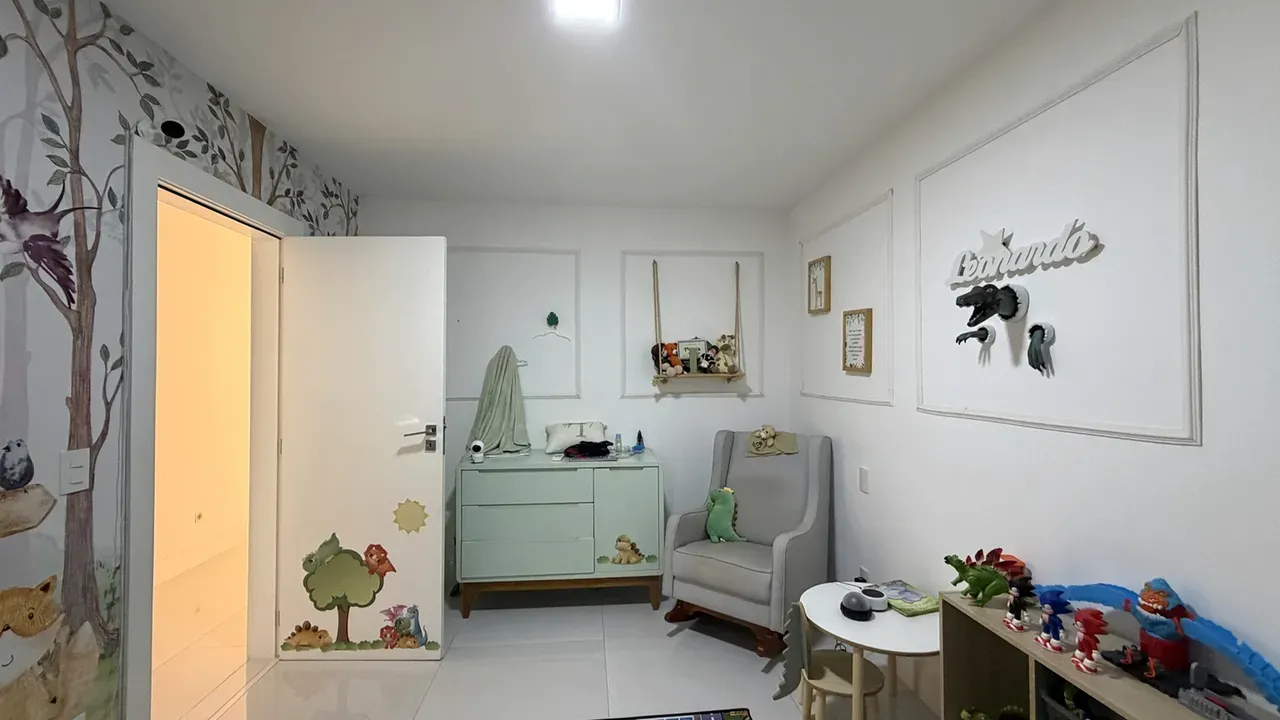 Furnished house with 4 bedrooms and 5 bathrooms — photo 33