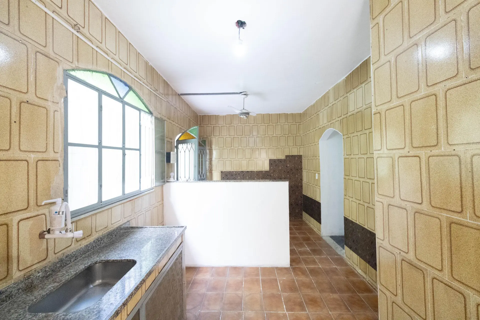 Casa con 2 dormitorios y cocina cerrada con fogón a gas — photo 14