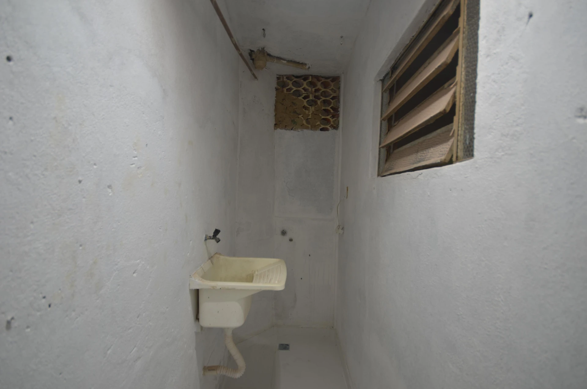 2-bedroom house with a washing machine — photo 12