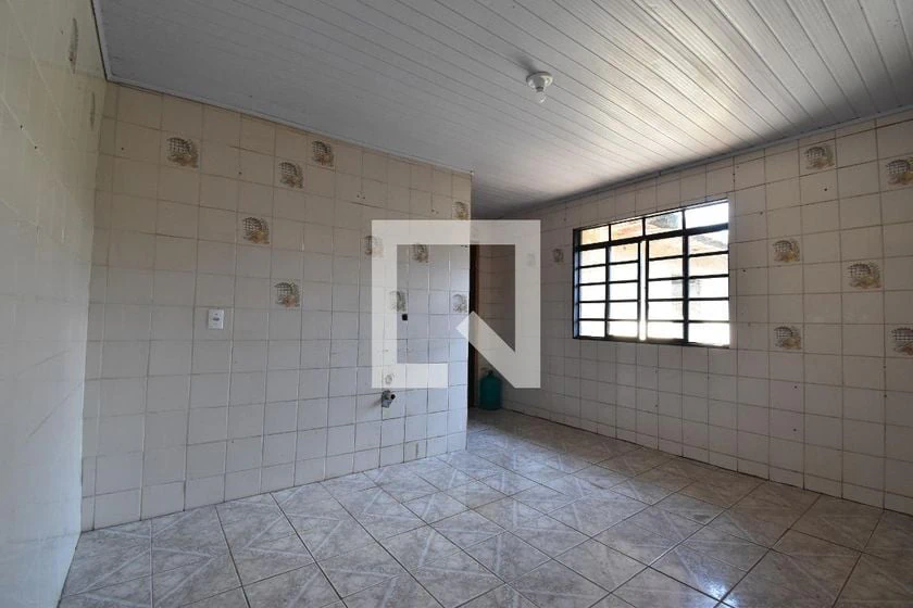 3-bedroom house with a washing machine in Curitiba — photo 28