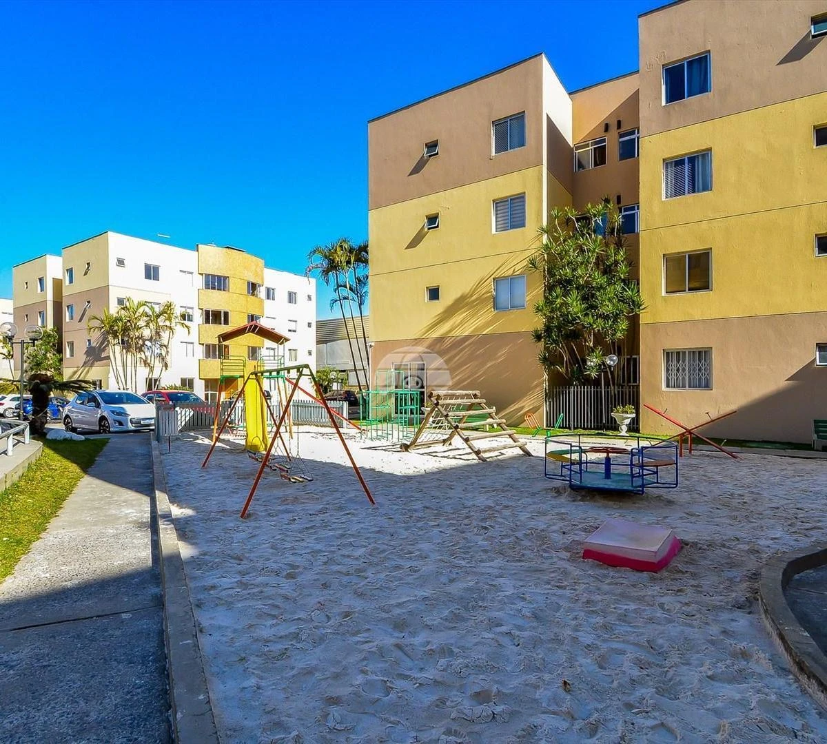 Departamento de 2 dormitorios con lavadora en Curitiba — photo 40