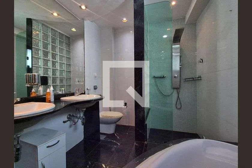 Apartamento de 380 m² com cozinha integrada e 4 quartos — photo 21