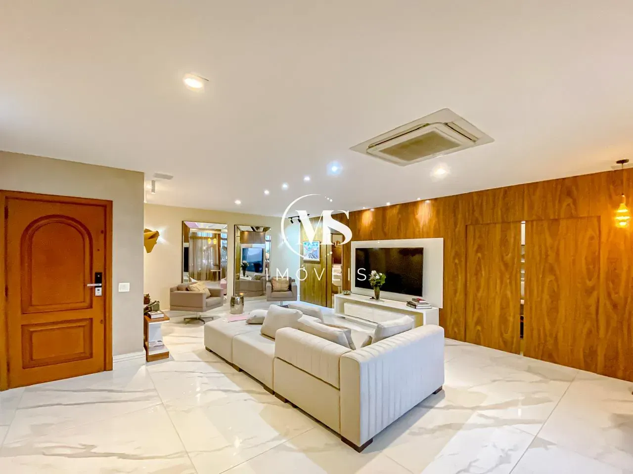 Ванна та 3 спальні: квартира 250 м² — photo 6