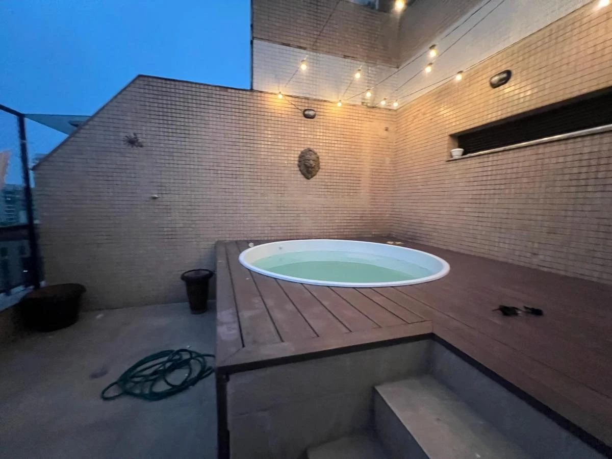 Duplex penthouse 173 m² with 3 bedrooms and suite — photo 26